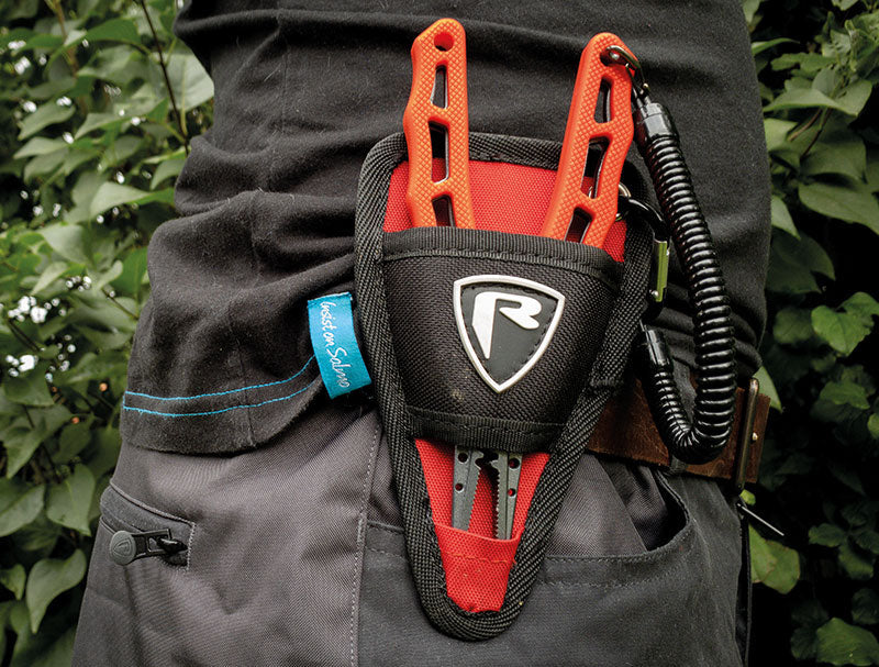Fox Rage 18.5cm /7in Belt Pliers