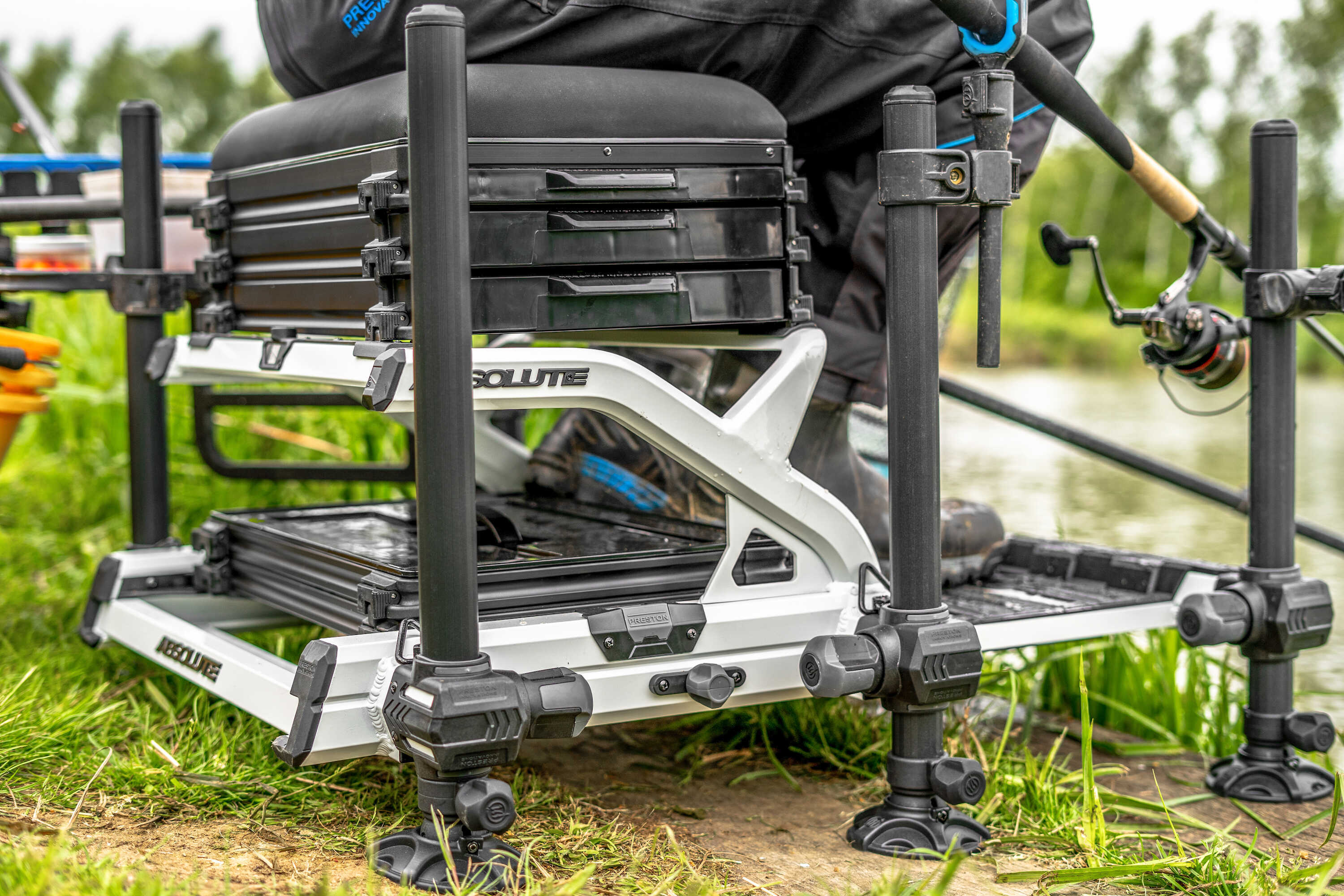 Preston Innovations Absolute Station White