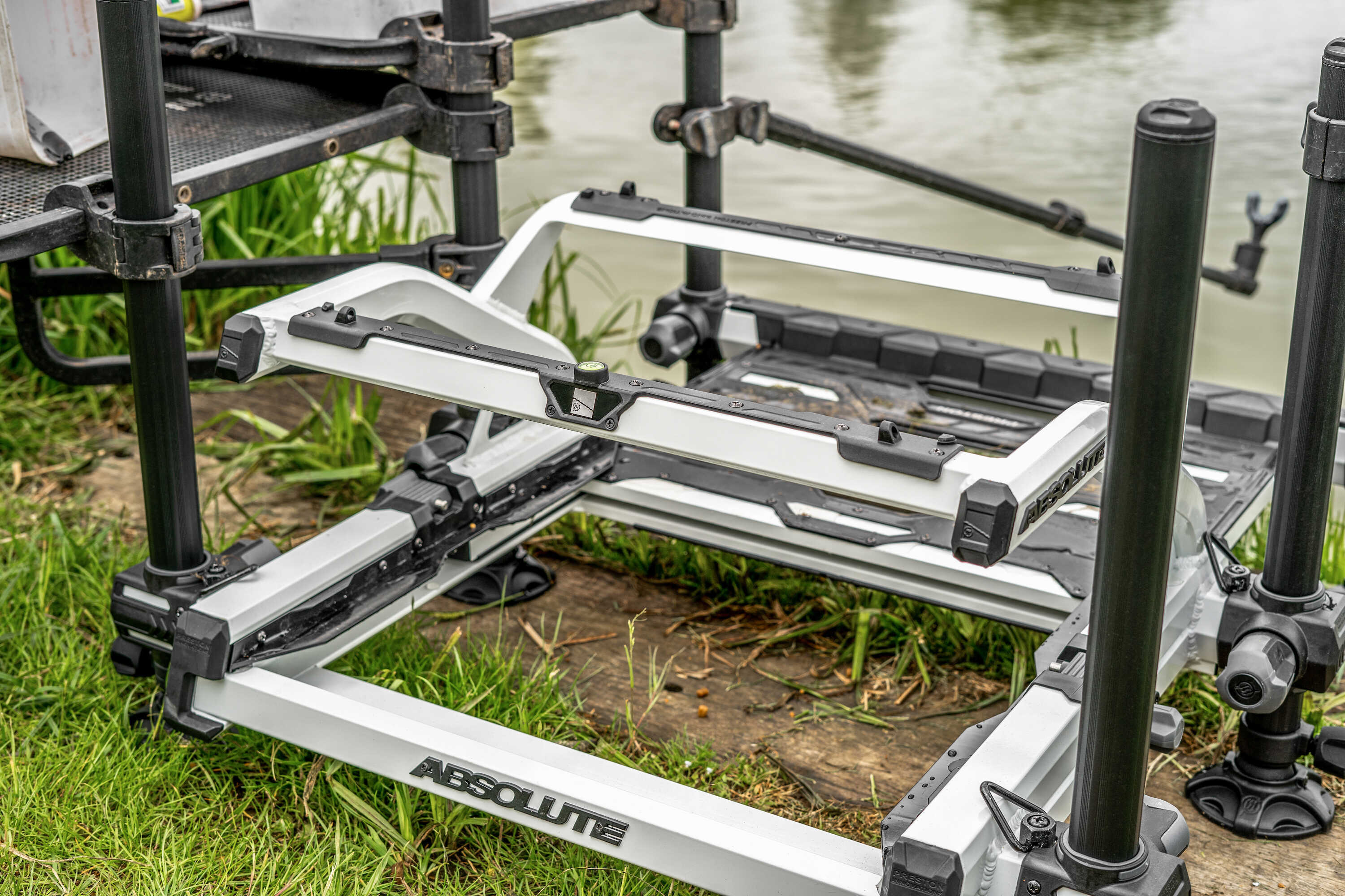 Preston Innovations Absolute Station White