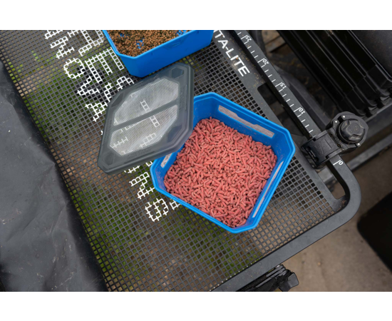 Preston Innovations 3 Pint Venta Window Bait Tub