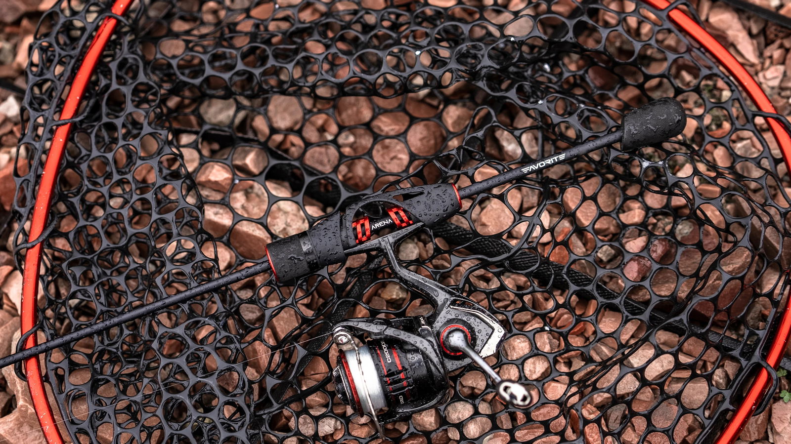 Rod Favorite Arena ARN1-5102UL-T 1.78 m (5'10"). 1-4.5 g (0.04-0.16 oz). 2.5-5 lb Fast (Red) - Emerald Ripple