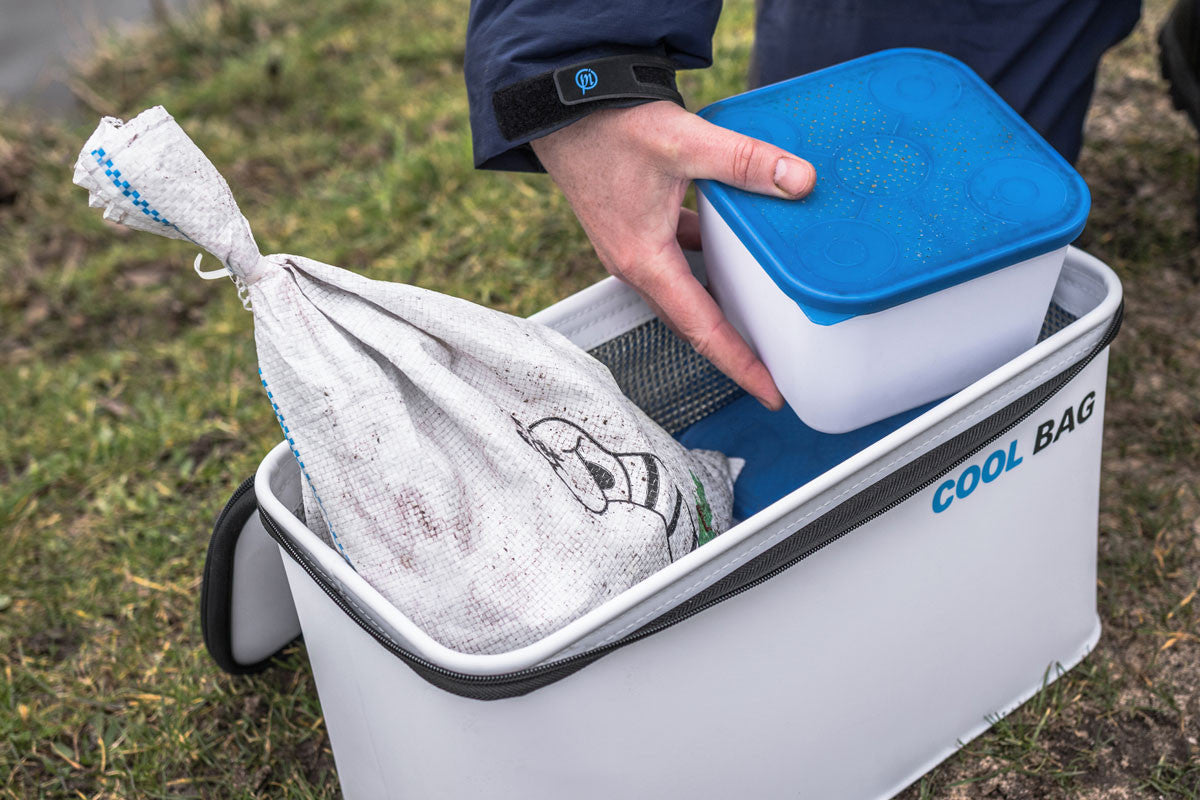 Preston Innovations World Champion Team Feeder Cool Bag DISCONTINUED