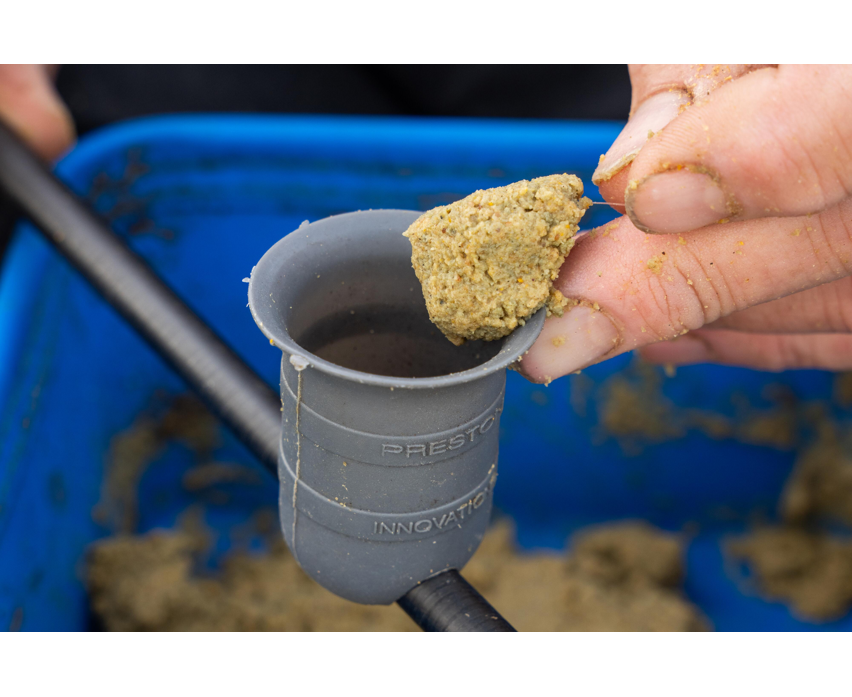 Sonubaits Stiki Paste 500g Carp Paste Bait